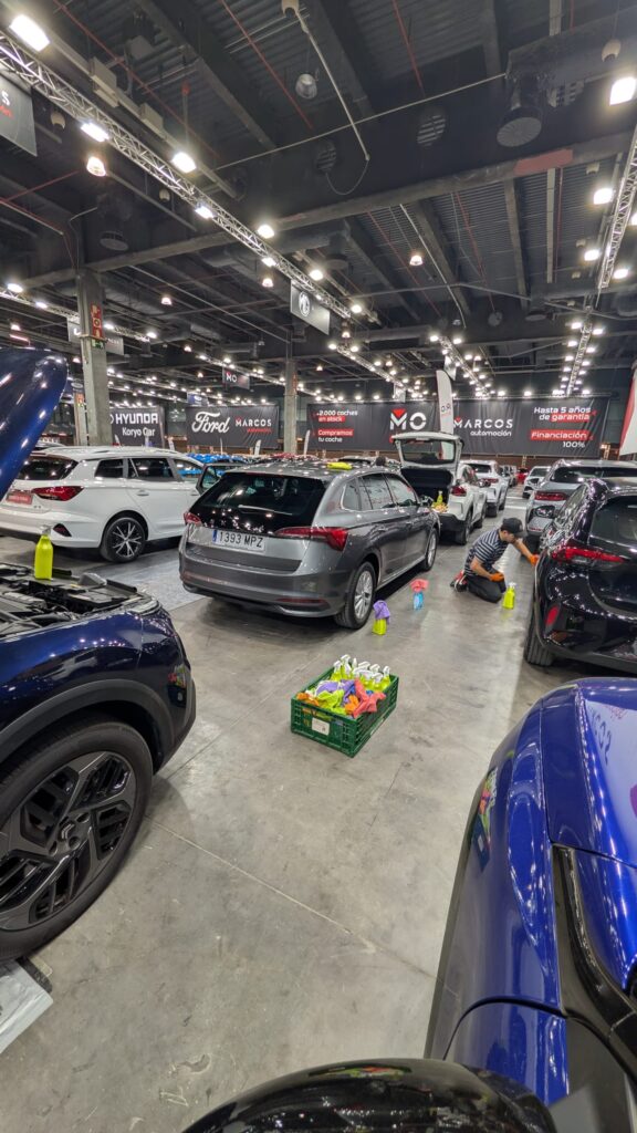 Turbo Tapizados en la Feria del Automóvil de Valencia: presencia profesional y servicio de calidad